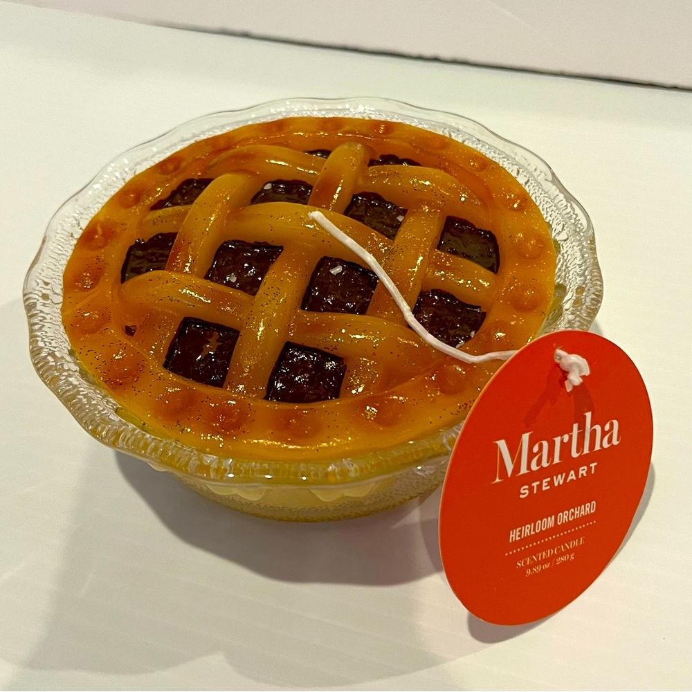 🍁 Cute Martha Stewart Heirloom Orchard Apple Pie Candle- NWT
